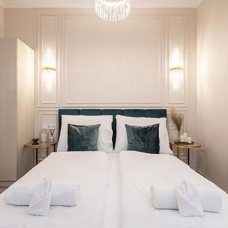 Kiraly 33 - Hidden Gem - Best Location By Bqa Budapest Bagian luar foto